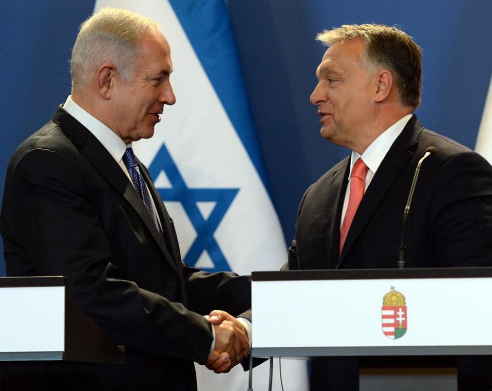 Zapad i njegova šala demokratija